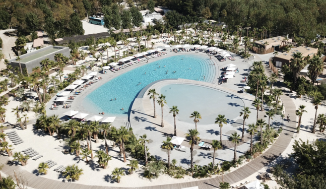 piscine des Prairies de la mer grimaud golf de saint Tropez