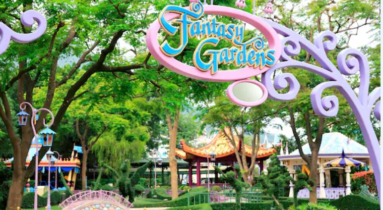 Fantasy Gardens au Hong Kong Disneyland  @hongkongdisneyland.com