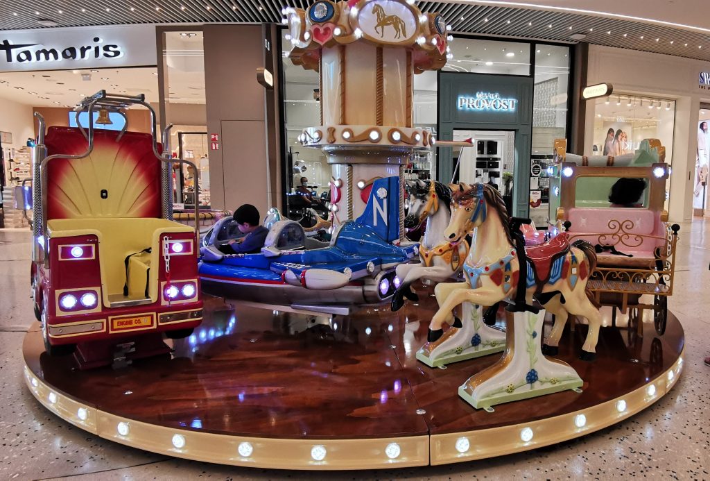 Manège Carrousel à Cap3000